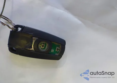 2006 BMW 330I z USA, uszkodzony, nr VIN WBAVB335X6KS33533